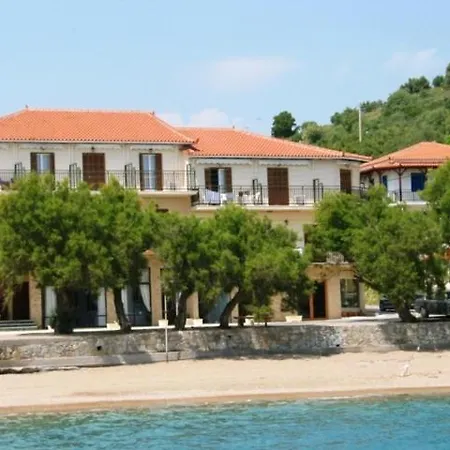 Korakakis Hotel