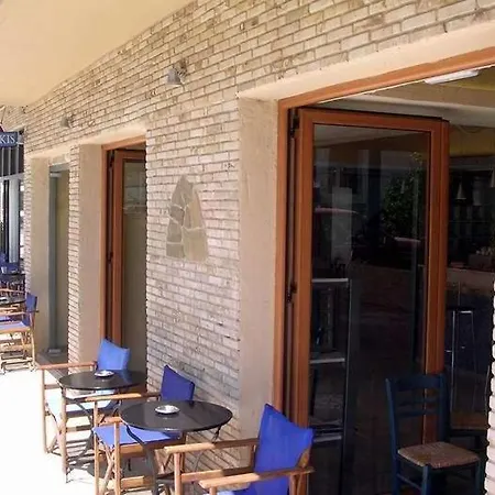 Hotel Korakakis *